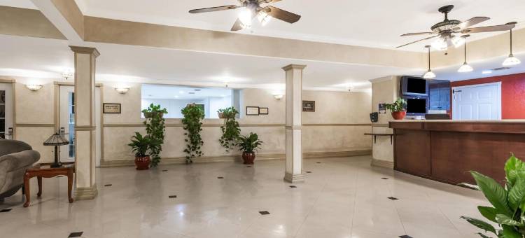 圣迭戈机场华美达酒店(Ramada by Wyndham San Diego Airport)图片