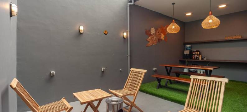 优本维尤格鲁维酒店-丹格朗(Urbanview Hotel Groovy Inn Tangerang)图片