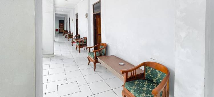 Urbanview Hotel Grand Seven One Manna图片