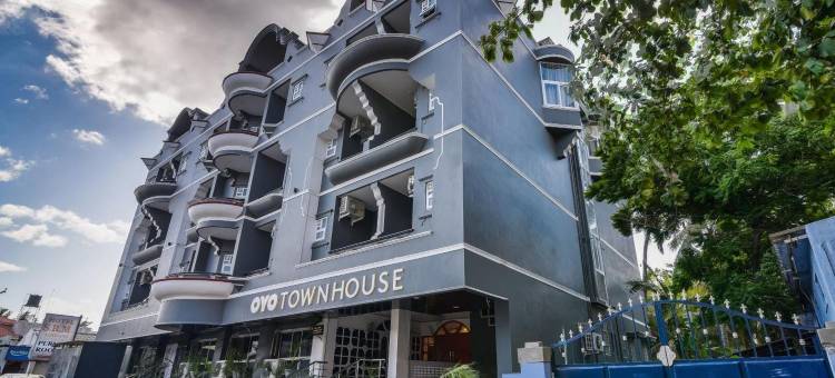 Super Townhouse SRM Kuppakonam Pudur图片