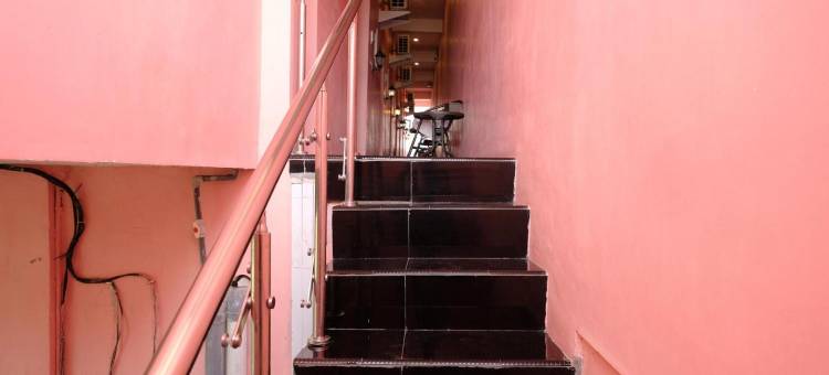 RedDoorz Near Sunrise Mall Mojokerto图片