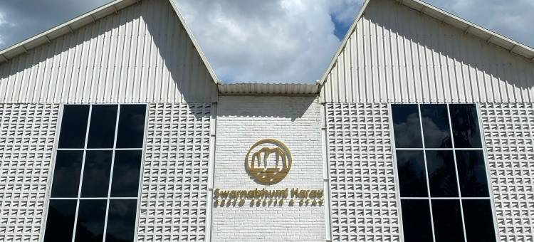 Swarnabhumi Harau图片