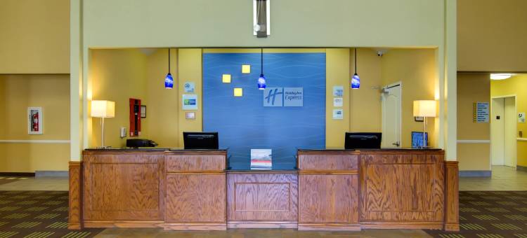 智选假日套房酒店堪萨斯城体育综合区(Holiday Inn Express & Suites Kansas City Sport Complex Area)图片