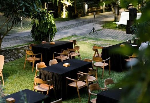 KeJawa Luxury Villa by Sampai Hotel Overview