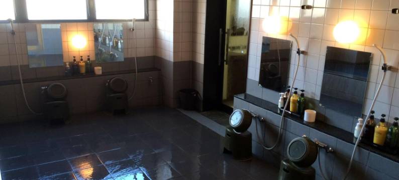 高冈皇冠山酒店(Hotel Crown Hills Takaoka)图片