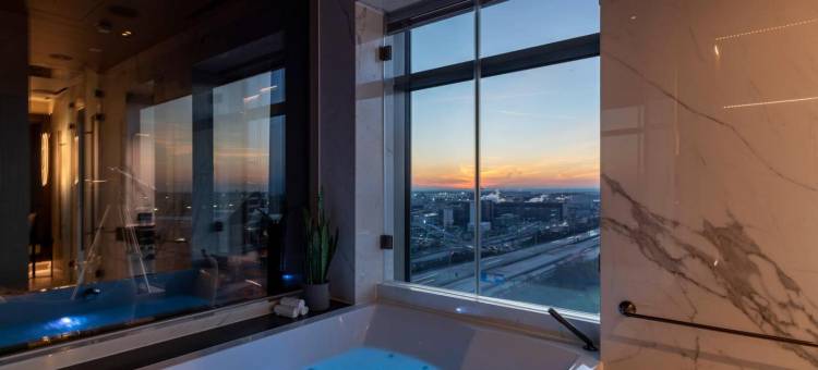 Bmine Frankfurt Airport图片