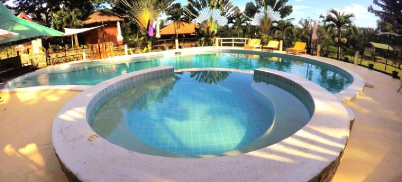 阿尔哈姆拉丛林度假村(Al Hamra Jungle Resort)图片