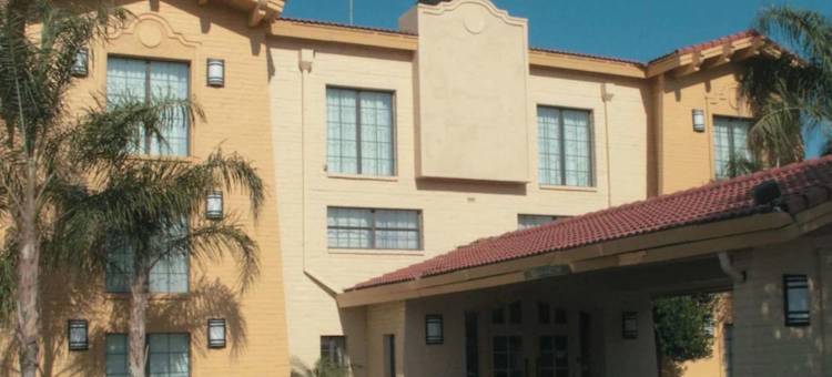 贝克斯菲尔德南拉昆塔温德姆酒店(La Quinta Inn by Wyndham Bakersfield South)图片