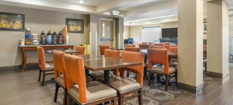特劳特代尔-波特兰东舒适酒店(Comfort Inn Troutdale-Portland East)图片