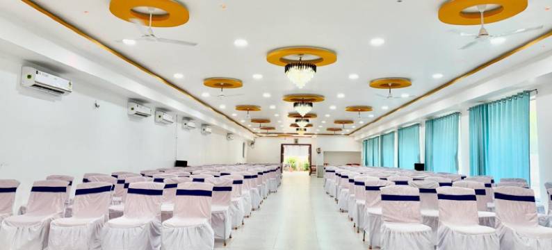 阿迪提亚酒店塔塔瓦德(Hotels Aaditya Inn Tathawade)图片