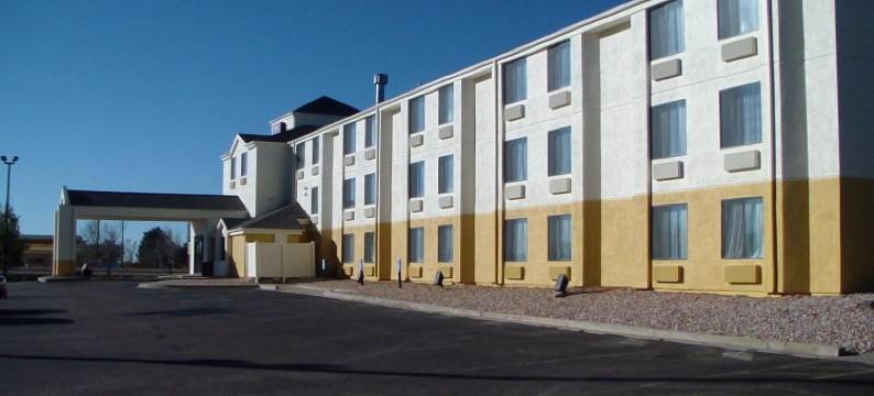 柯林斯堡呗盟套房酒店(Baymont by Wyndham Fort Collins)图片