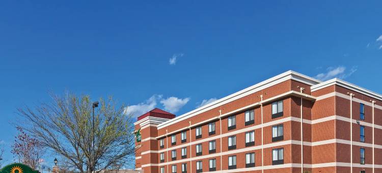 爱德蒙得拉昆塔温德姆套房酒店(La Quinta Inn & Suites by Wyndham Edmond)图片