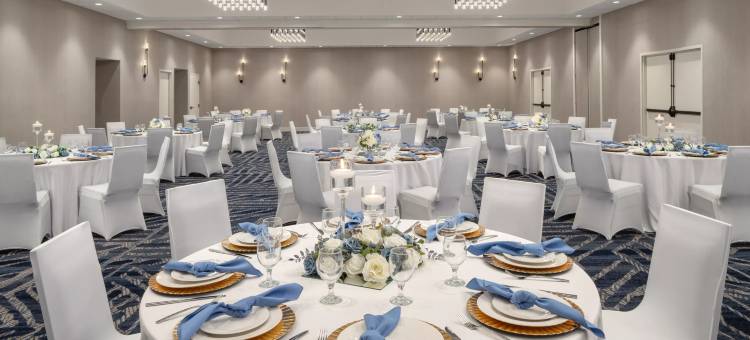 Crowne Plaza 维吉尼亚海滩诺福克(Crowne Plaza Virginia Beach Town Center)图片