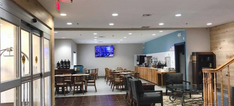 堪萨斯托皮卡西丽怡酒店(Country Inn & Suites by Radisson, Topeka West, KS)图片