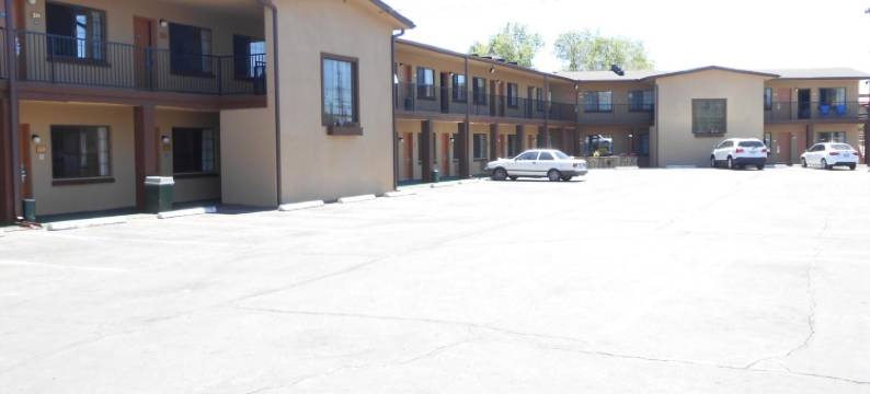 费拉格尔斯塔夫大学西温德姆豪生酒店(Howard Johnson by Wyndham Flagstaff University West)图片