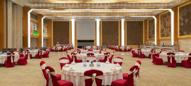 查谟维贾普尔温德姆华美达广场酒店(Ramada Plaza by Wyndham Jammu Vijaypur)图片