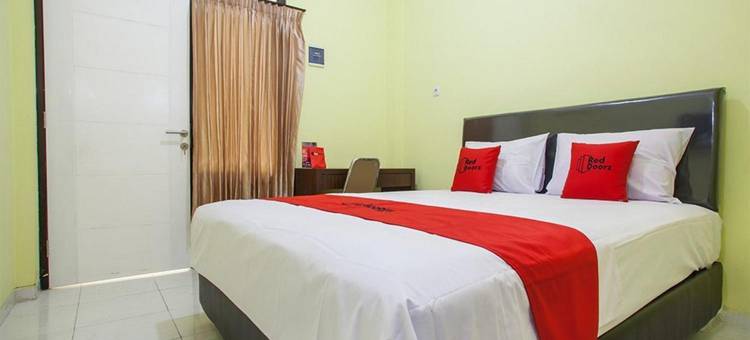 红多兹酒店-近佩特拉大学2号(RedDoorz Near Petra University 2)图片