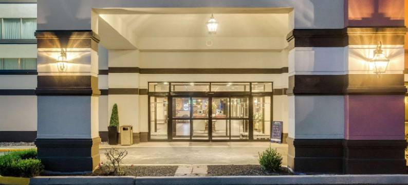 埃克斯顿酒店及会议中心(Exton Hotel and Conference Center)图片