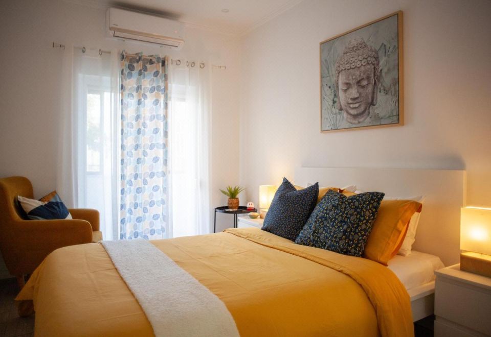 Just4UApartment - Near Lisbon & Beach - with AC Hotel Overview