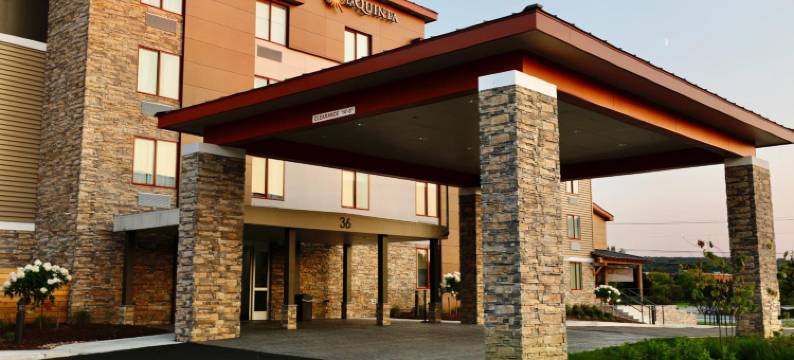 温德姆旗下拉昆塔温德姆酒店套房-威利斯顿/伯灵顿(La Quinta Inn & Suites by Wyndham Williston/Burlington)图片