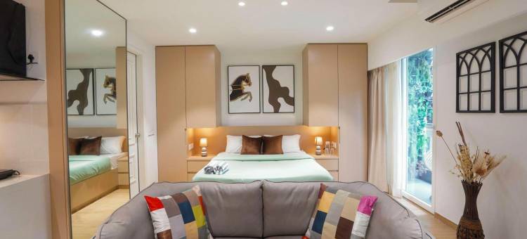 Urban Nest - Neon Homeotel -1 km from Airport图片