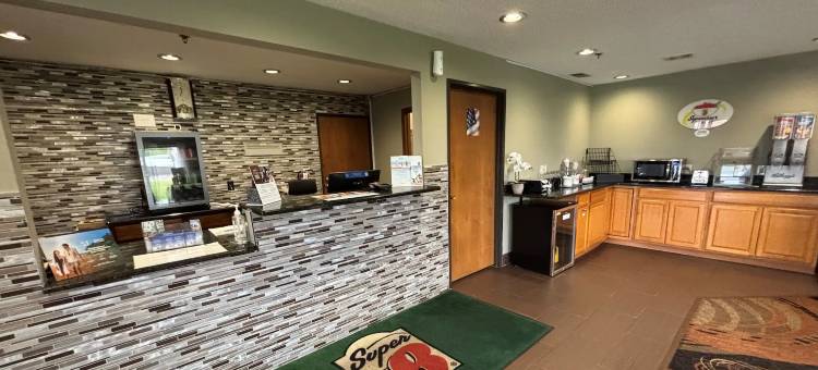 速8酒店-温德姆集团巴黎伊利诺伊(Super 8 by Wyndham Paris IL)图片