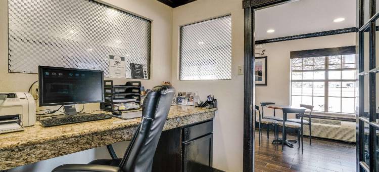 达拉斯城市广场品质套房酒店(Quality Inn & Suites)图片