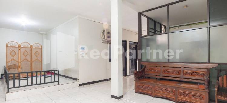 茂物胡安达酒店 - 红门酒店集团(Wisma Juanda Bogor Mitra RedDoorz)图片