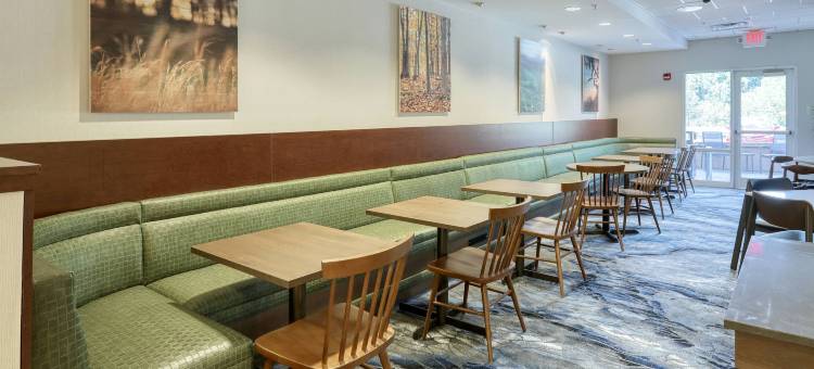 哈里斯堡西万豪万枫酒店(Fairfield Inn & Suites Harrisburg West)图片