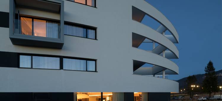 AC酒店-圣朱利安昂热讷瓦(AC Hotel Saint-Julien-en-Genevois)图片