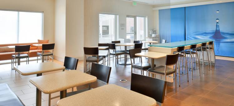 费尔法克斯奥克斯万豪SpringHill酒店(SpringHill Suites Fairfax Fair Oaks)图片