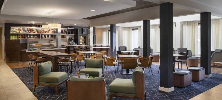 棕榈泉万怡酒店(Courtyard Palm Springs)图片