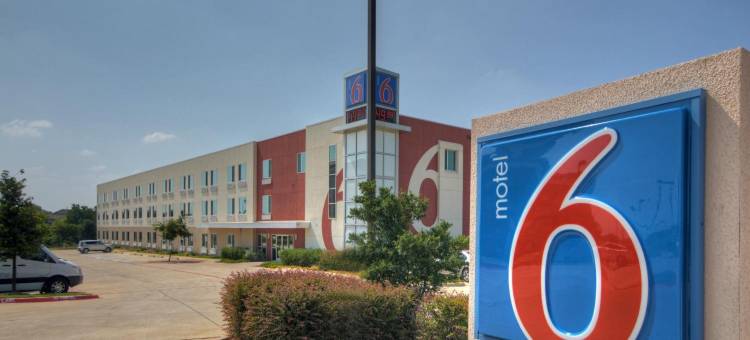 沃斯堡北湖赛道6号汽车旅馆(Motel 6 Roanoke, TX - Northlake - Speedway)图片