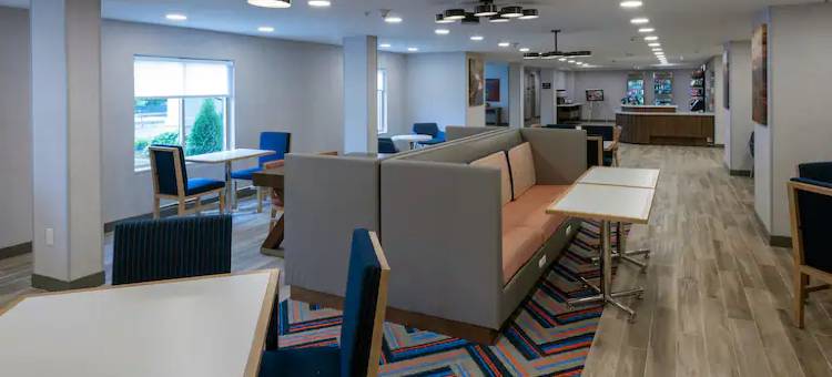 诺顿汉普顿酒店(Hampton Inn Norton)图片