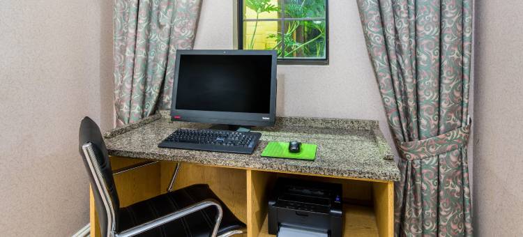 圣地亚哥维斯塔戴斯酒店(Days Inn by Wyndham San Diego Vista)图片