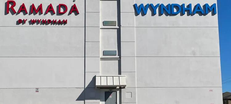 达拉斯沃斯堡机场温德姆华美达酒店(Ramada by Wyndham DFW Airport)图片