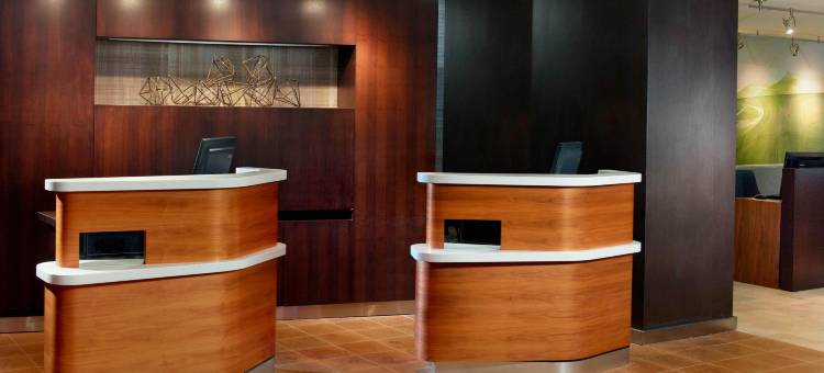 亚特兰大周界中心万怡酒店(Courtyard Atlanta Perimeter Center)图片