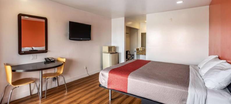 南加州加迪那 6 号汽车旅馆(Motel 6 Gardena, CA - South)图片