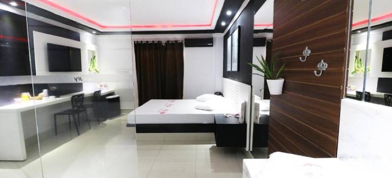 豪华汽车旅馆(Motel Luxury)图片