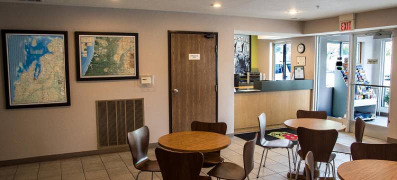 马尼斯特速8酒店(Super 8 by Wyndham Manistee)图片