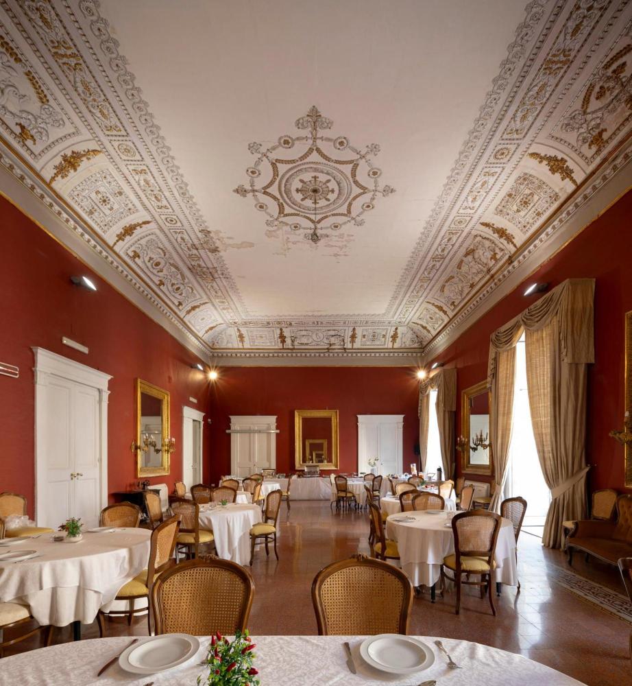 Napolit'Amo Hotel Principe Over view