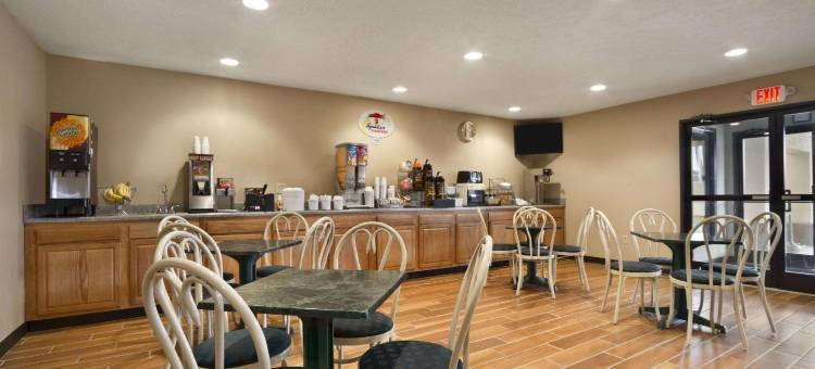 克里斯维尔-马克斯梅多斯速8酒店(Super 8 by Wyndham Fort Chiswell/Wytheville Area)图片