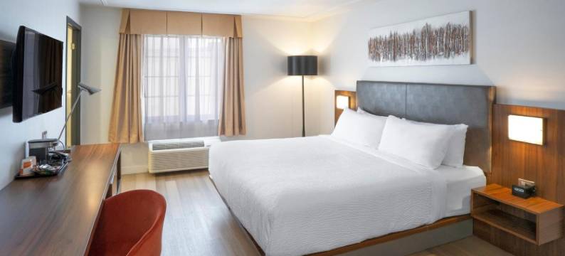 波拿巴汽车旅馆酒店(Quality Inn)图片