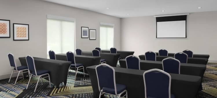 Holiday Inn Express & Suites Birmingham - Homewood图片