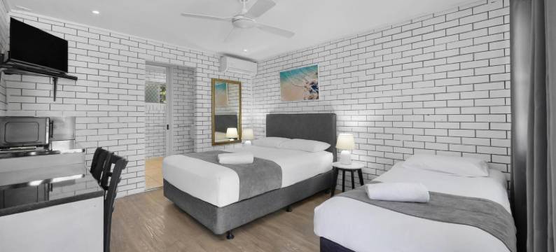 太平洋乐园汽车旅馆(Pacific Paradise Airport Motel)图片