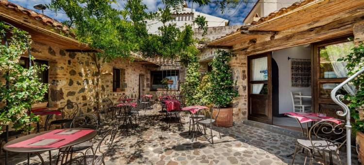 阿尔伯格迪弗索曼诺斯酒店(Albergo Diffuso Mannois)图片