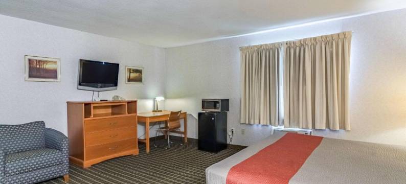 迈阿密东北部大急流6号汽车旅馆(Motel 6 Grand Rapids, MI - Northeast)图片