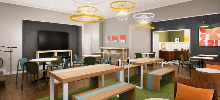 塞勒斯堡 Spark 酒店 by Hilton(Spark by Hilton Sellersburg)图片