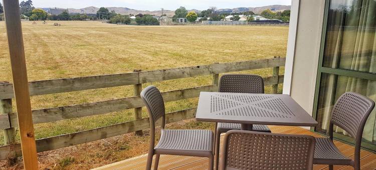 马丁博若前10度假公园酒店(Martinborough Top 10 Holiday Park)图片