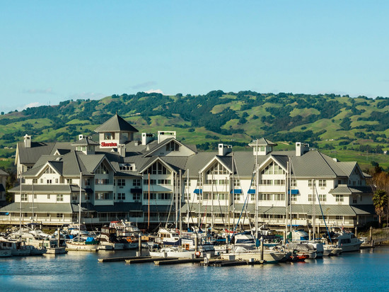 佩塔卢马索诺玛葡萄酒之乡喜来登酒店